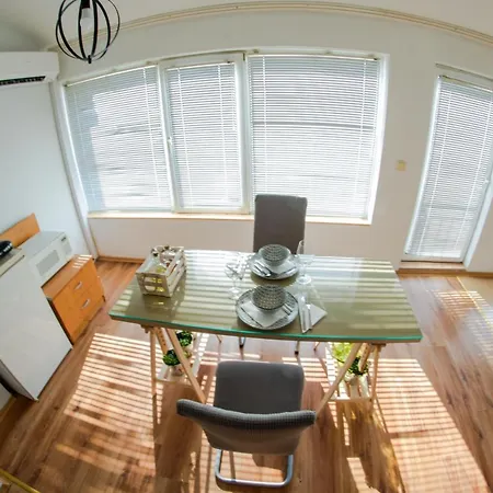 Apartament Апартамент Пристан